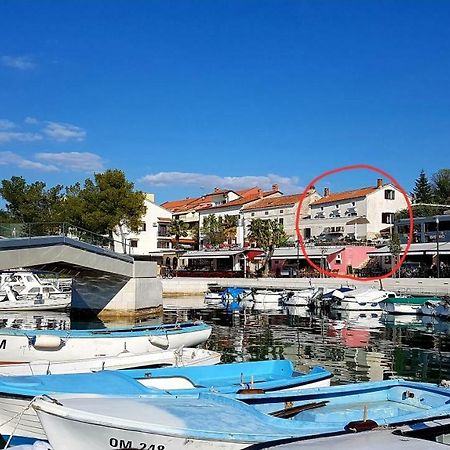 Apartment Iva Njivice Ngoại thất bức ảnh