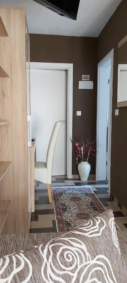 Apartment Iva Njivice Ngoại thất bức ảnh