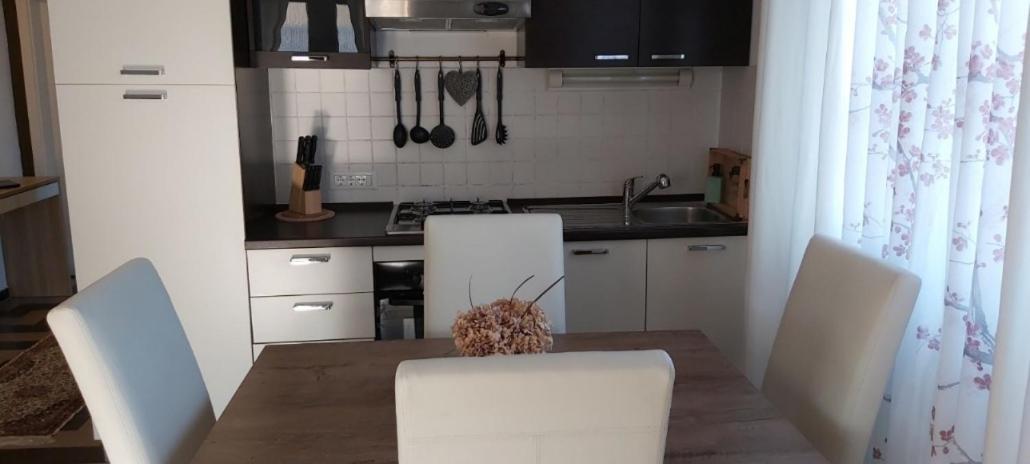 Apartment Iva Njivice Ngoại thất bức ảnh