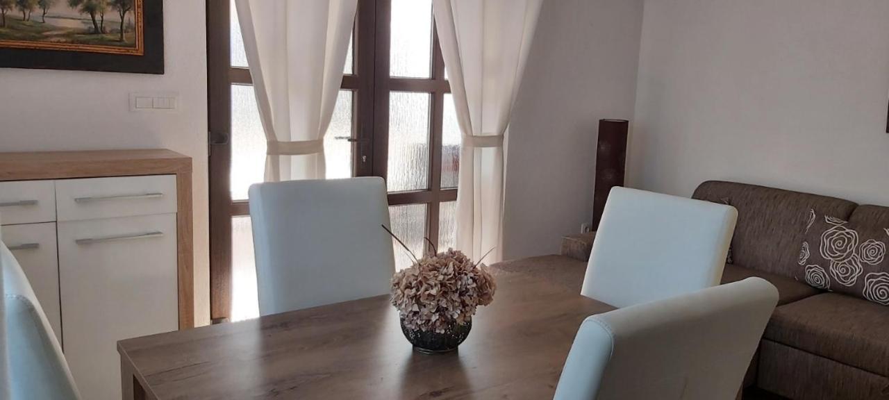 Apartment Iva Njivice Ngoại thất bức ảnh
